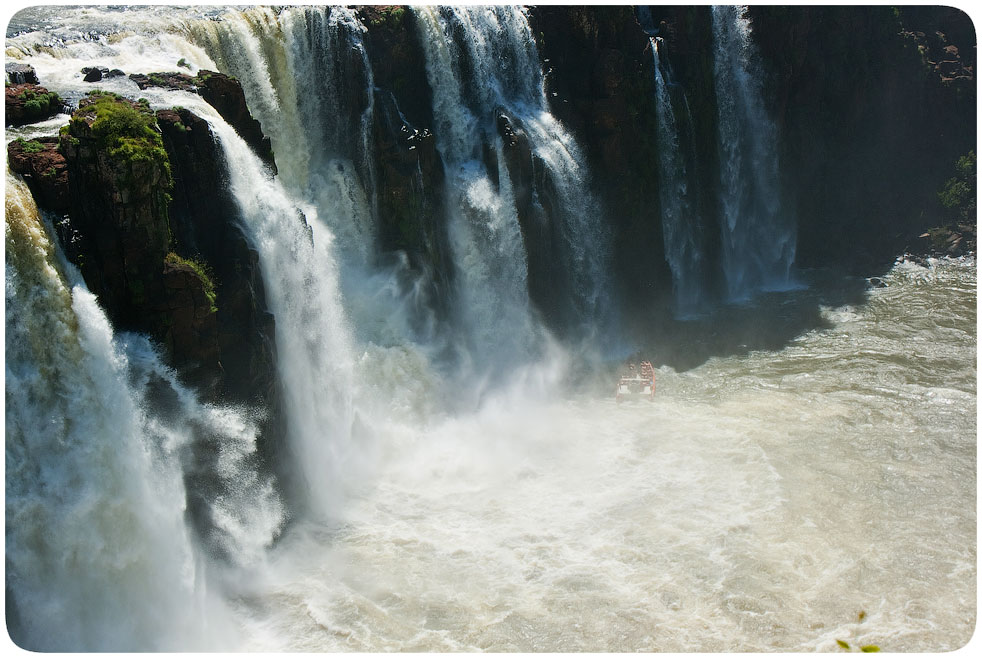 водопад Игуасу - бразильская сторона